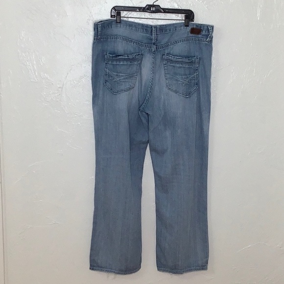 BKE Seth Straight leg distressed ripped destructed men jeans size 42R - Picture 2 of 16